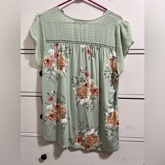 Danielrainn top - Picture 2 of 2